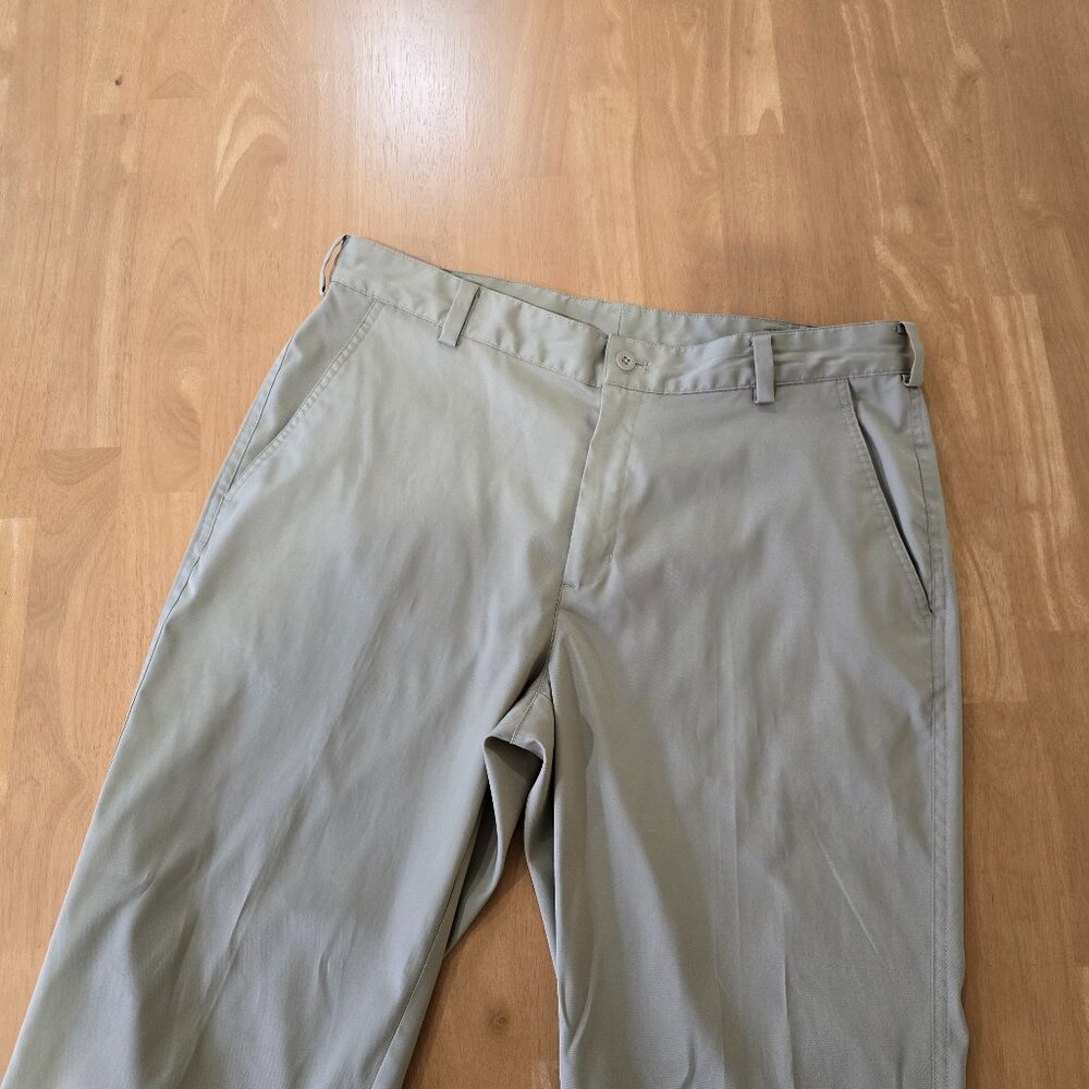 Nike Golf Men's Dri-Fit Pants Flat Front Straight Leg Tan Size 34x31